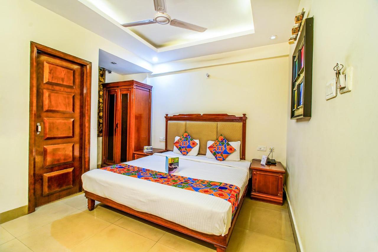 Collection O Hotel Kenil Star Dehradun Exterior photo