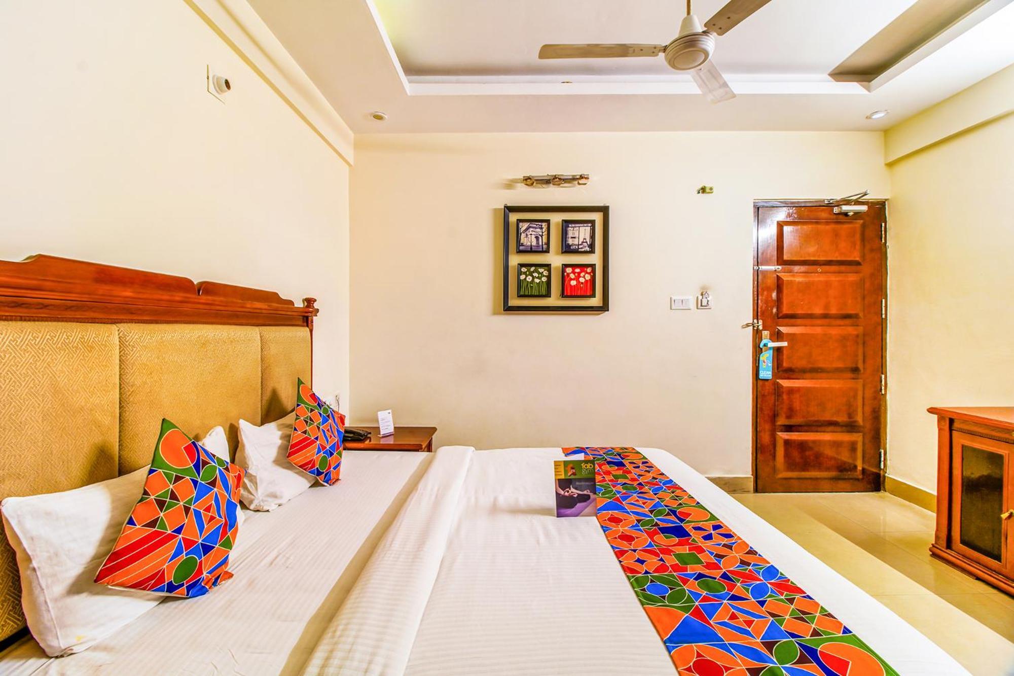 Fabhotel Kenil Star Dehradun Exterior photo